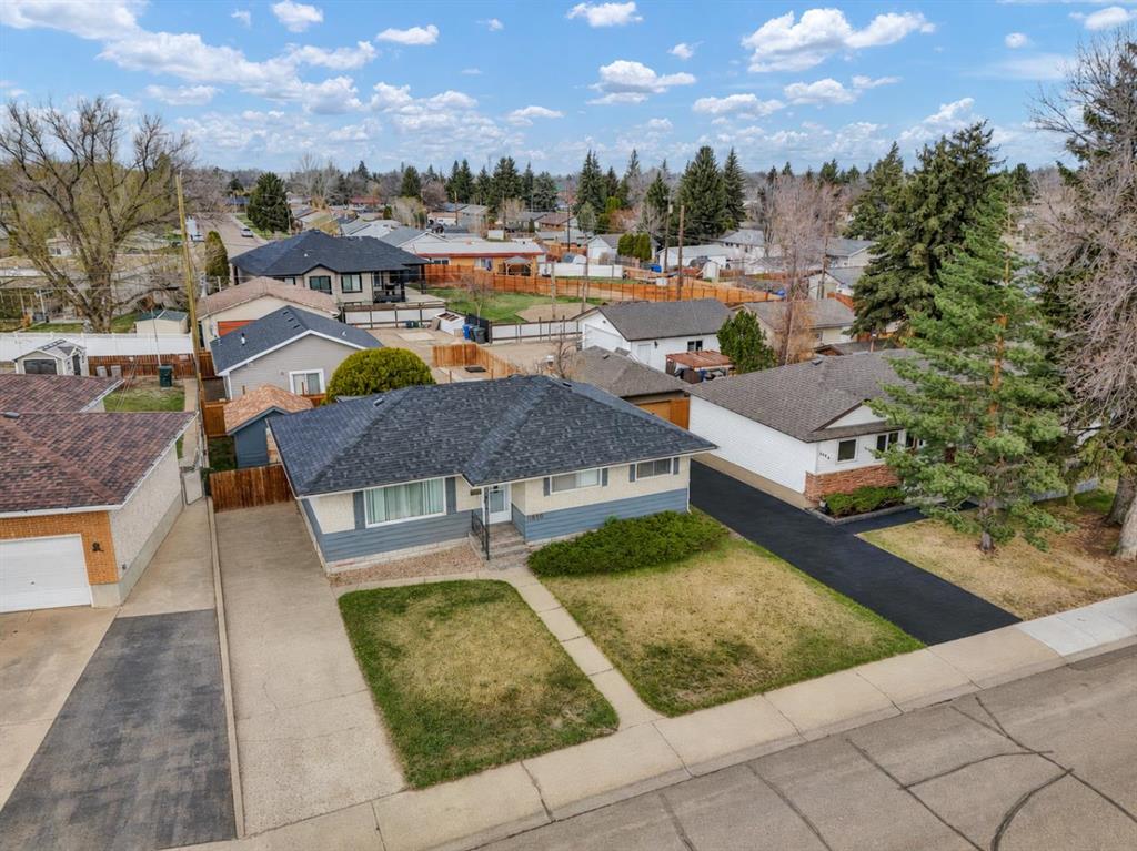 Second View of 1804 29 Street SE, Crestwood-Norwood, Medicine Hat, Alberta, T1A 2J1