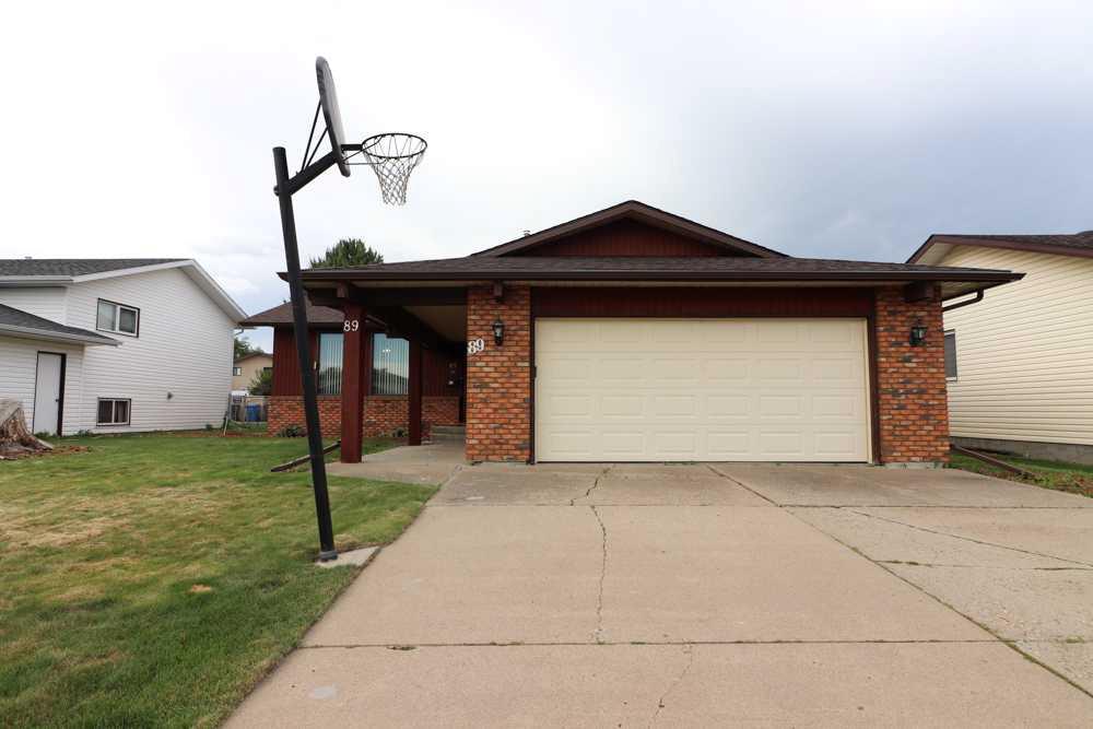 Second View of 89 East Glen Drive SE, Ross Glen, Medicine Hat, Alberta, T1B 2Z7