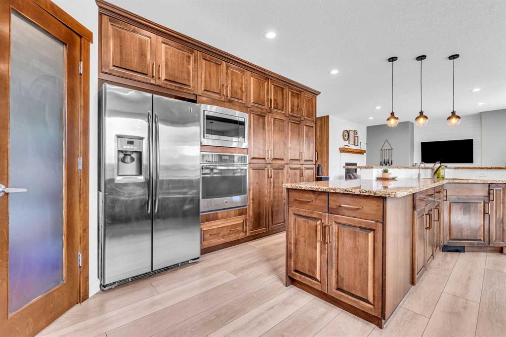 Fifth View of 452 Evergreen Circle SW, Evergreen, Calgary, Alberta, T2Y 0H2