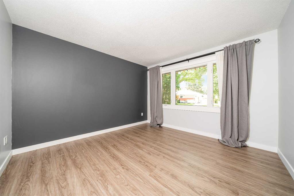 Fifth View of 2631 16 Avenue SE, Crestwood-Norwood, Medicine Hat, Alberta, T1A 3T6
