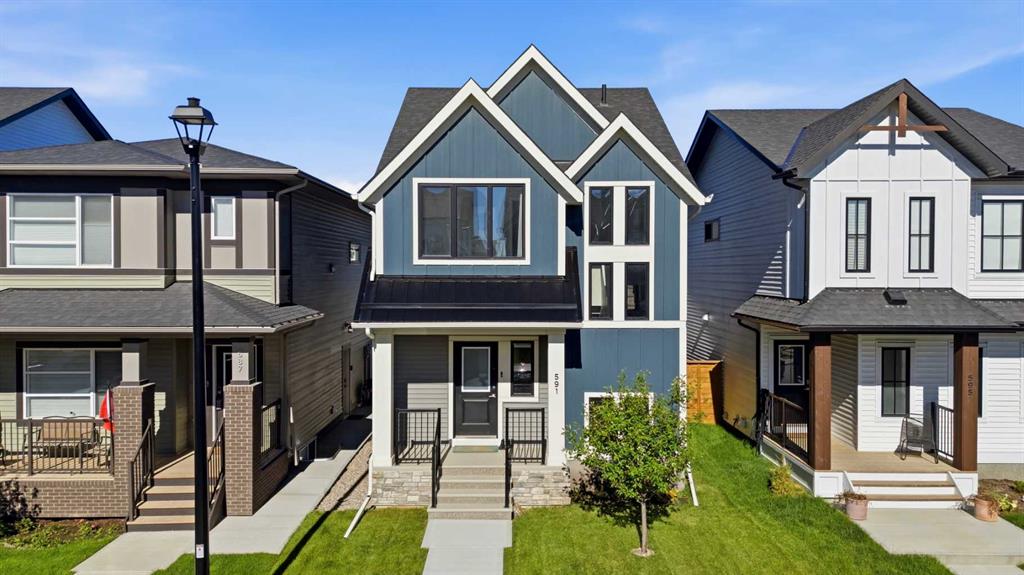 591 Lawthorn Way SE, A2327812, Alberta,
