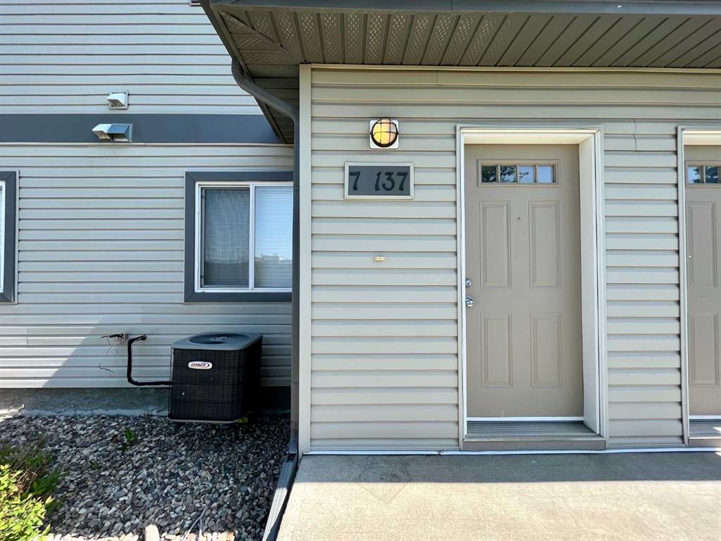 7, 137 Silkstone Road W, A2327820, Alberta,
