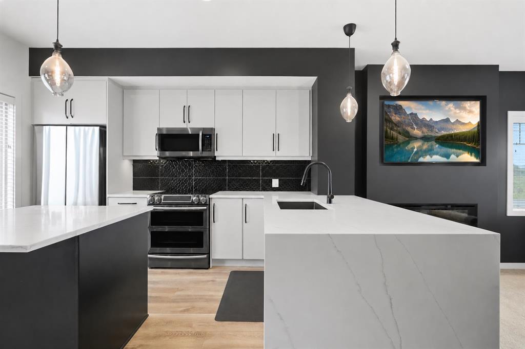 Fourth View of 1801, 32 Horseshoe Crescent , Heartland, Cochrane, Alberta, T4C2P4
