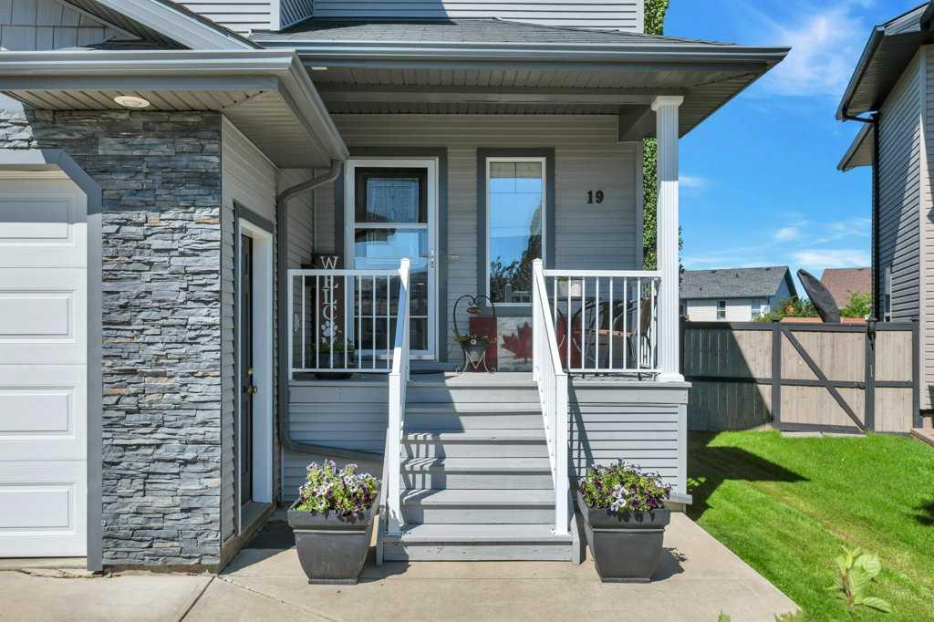 Third View of 19 Lougheed Close , Lancaster Green, Red Deer, Alberta, T4R 3L8