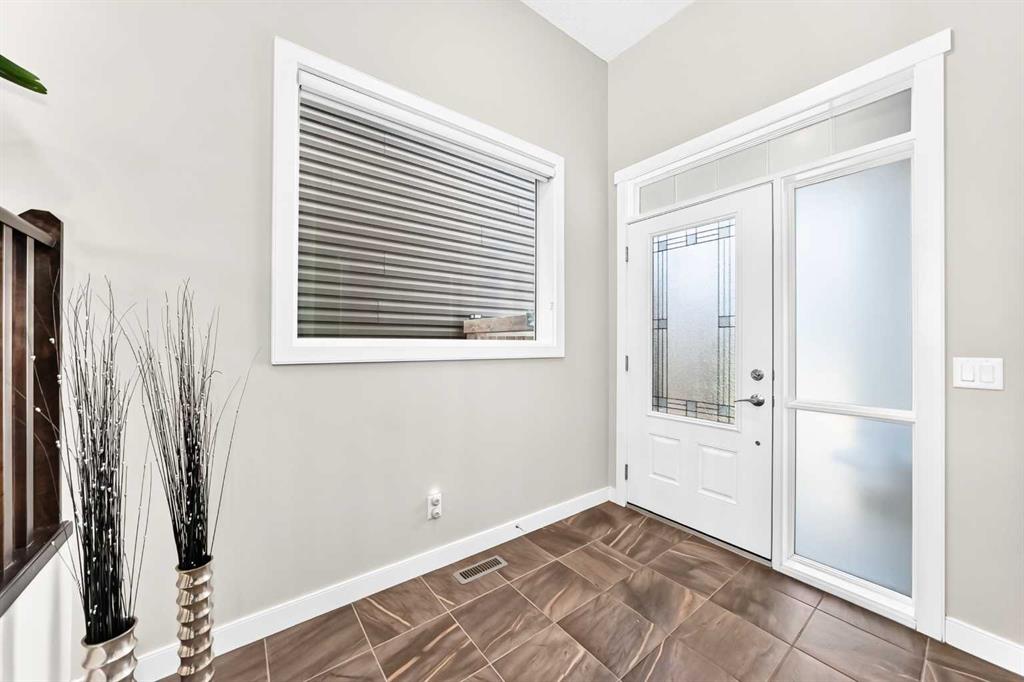 Third View of 47 SAGE BLUFF Mews NW, Sage Hill, Calgary, Alberta, T3R 0X5