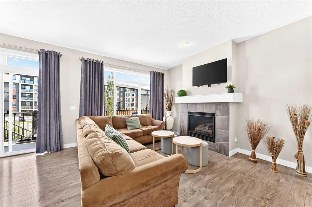 Fifth View of 47 SAGE BLUFF Mews NW, Sage Hill, Calgary, Alberta, T3R 0X5
