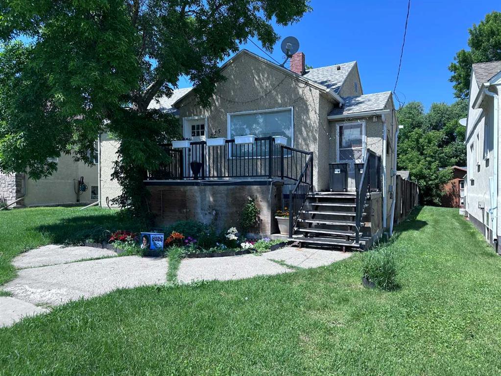 225 2 Avenue W, A2327902, Alberta,
