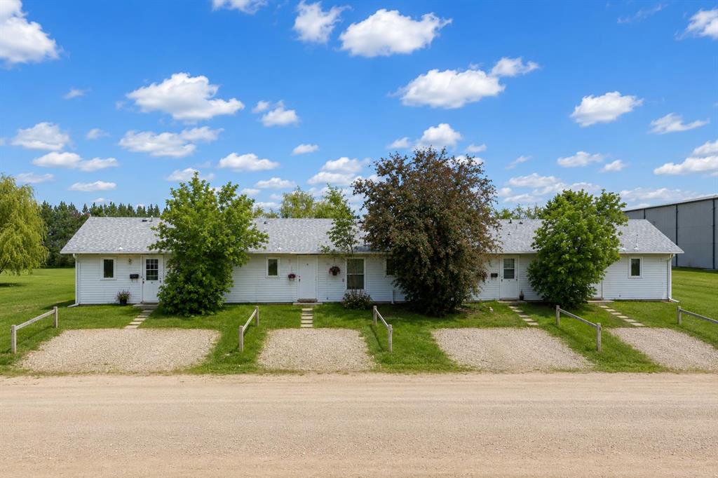 1,2,3,4, 325 Homestead Place  , A2327912, Saskatchewan,
