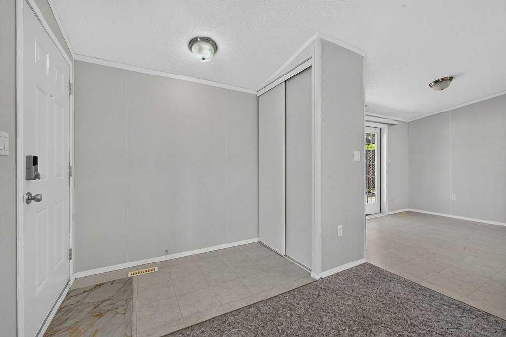 Fifth View of 206 2 Avenue SE, NONE, Diamond Valley, Alberta, T0L 0H0