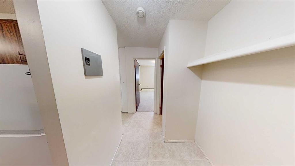 Fifth View of 105, 9656 Hillcrest Drive , Hillside, Grande Prairie, Alberta, T8V1B1