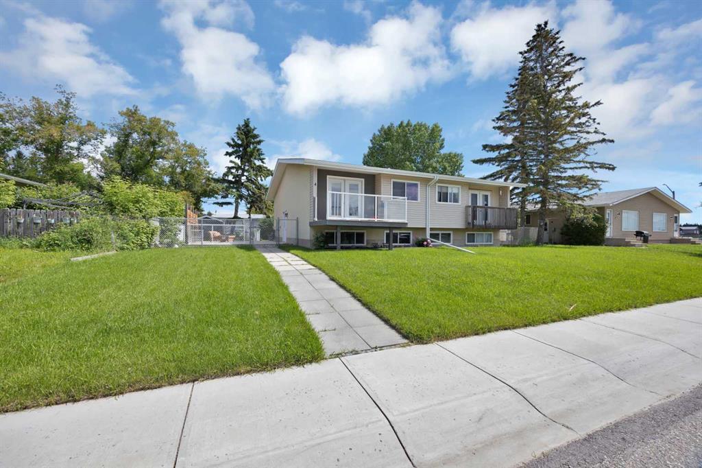 Third View of 4 Richards Crescent , NONE, Olds, Alberta, T4H1G1