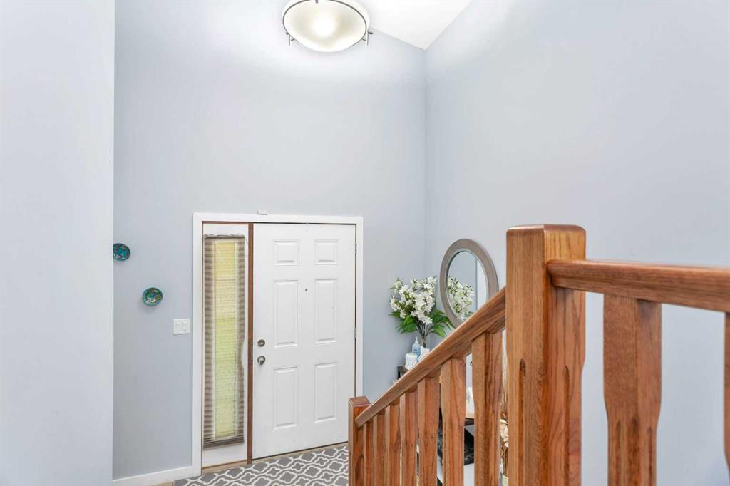 Fifth View of 545 Lancaster Drive , Lonsdale, Red Deer, Alberta, T4R 0H1
