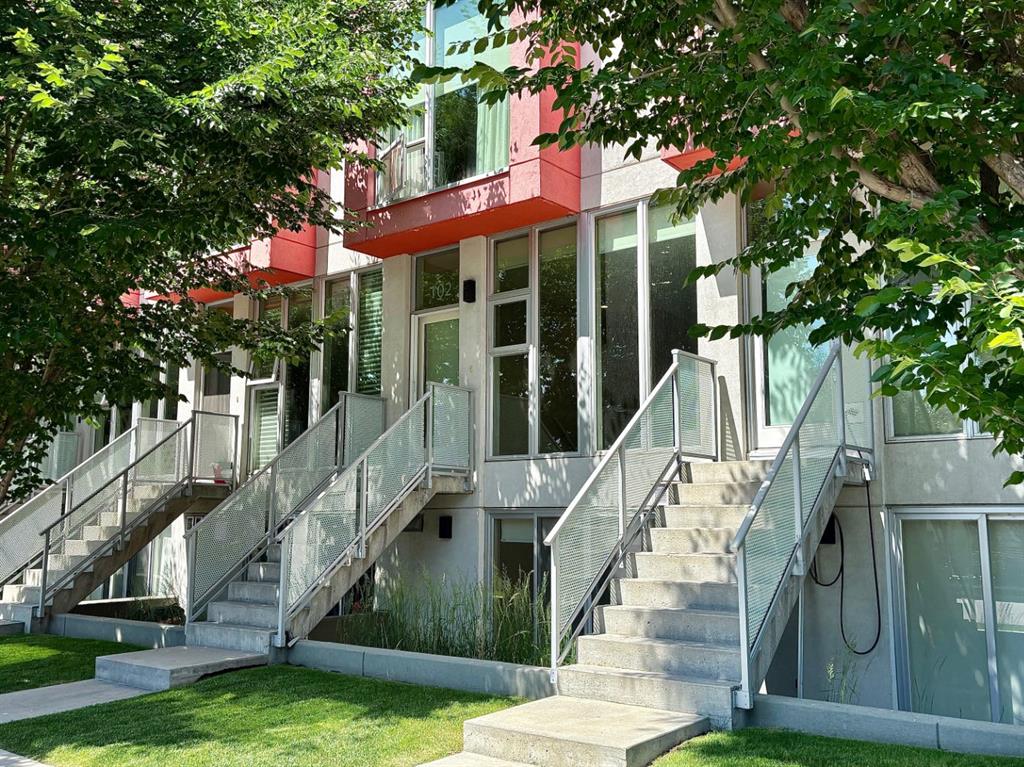 Main View of 102, 1808 27 Avenue SW, South Calgary, Calgary, Alberta, T2T 1H1