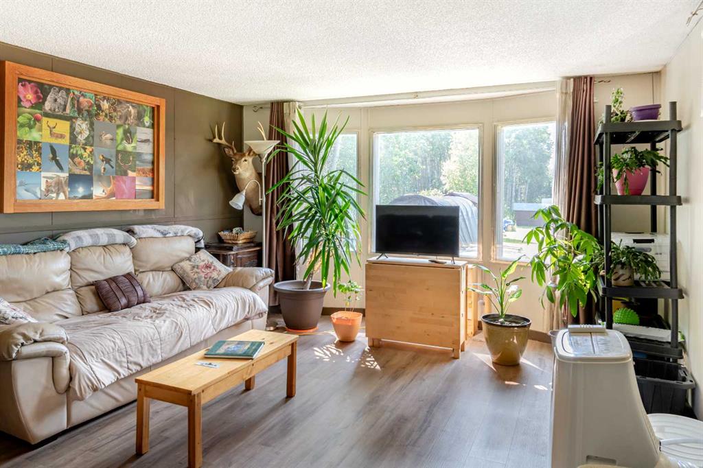Fifth View of  70280 Highway 747  , NONE, Rural Greenview No. 16, M.D. of, Alberta, T0H 3H0