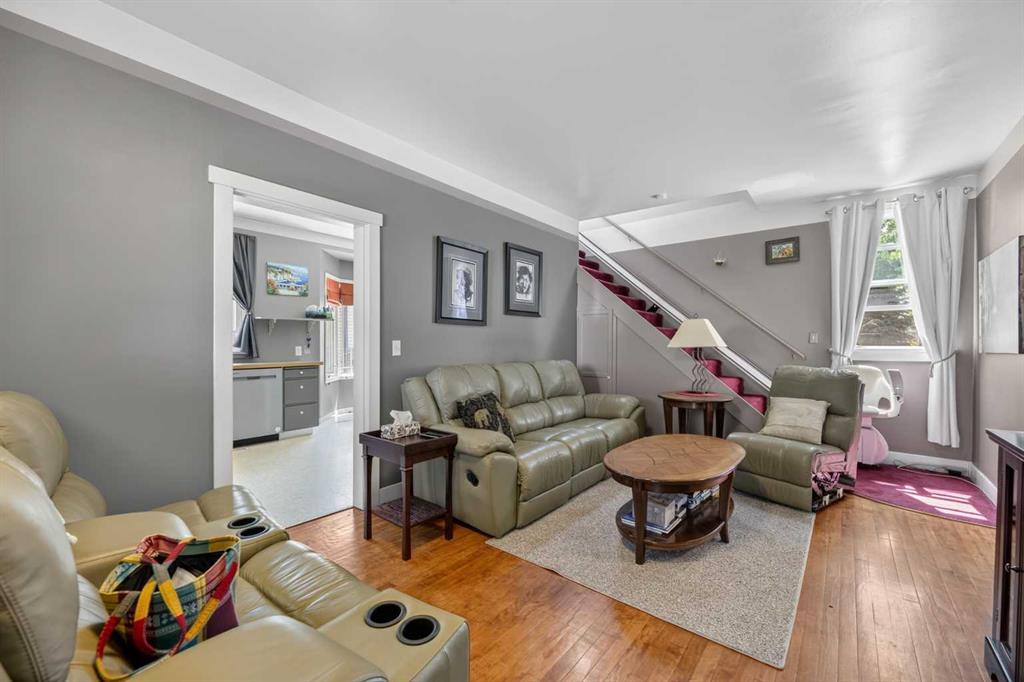 Third View of 2109 21 Avenue , NONE, Bowden, Alberta, T0M0K0