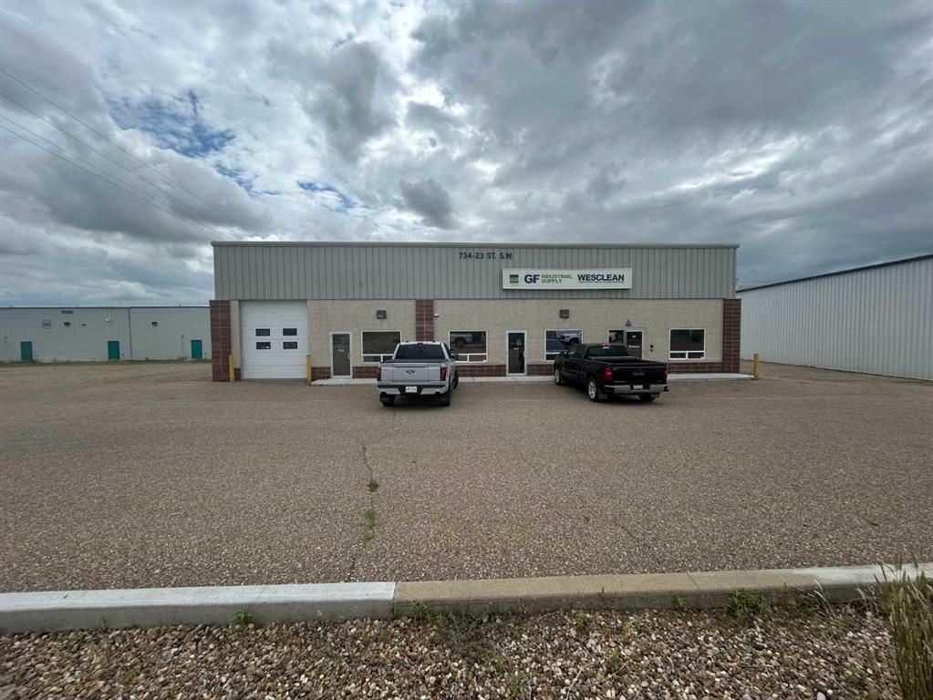 734 23 Street SW, A2328091, Alberta,