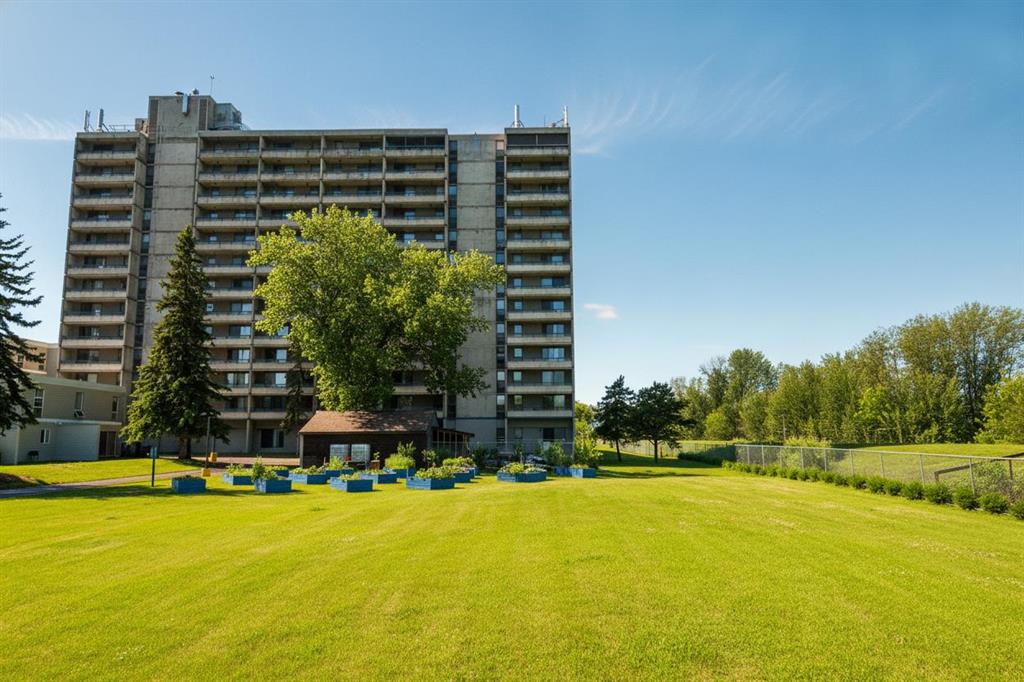 711, 13221 MacDonald Drive , A2328131, Alberta,