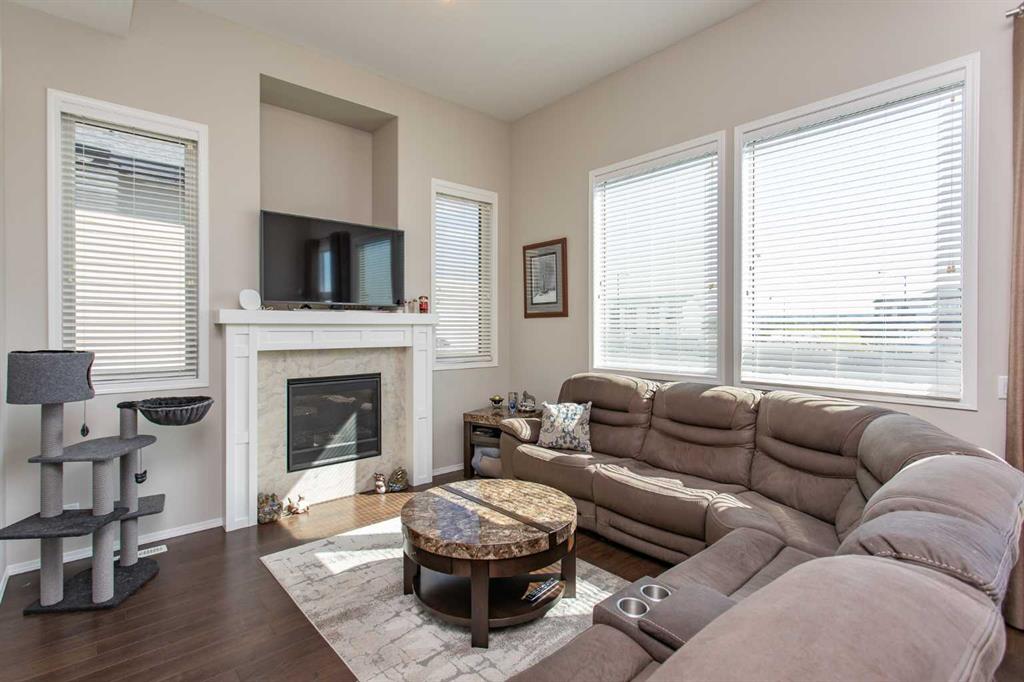 Third View of 601, 339 Viscount Drive , Vanier East, Red Deer, Alberta, T4R0S2