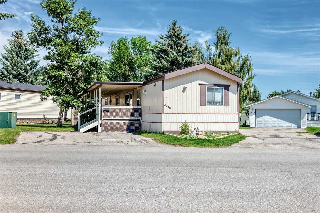 3218 Burroughs Manor NE, A2328136, Alberta,