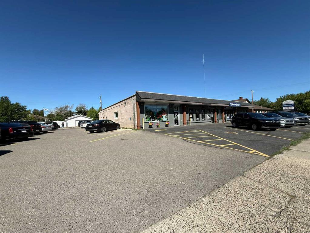 Third View of 1014, 1020, 1022, 1024 20 Street S, Victoria Park, Lethbridge, Alberta, T1K 3W2