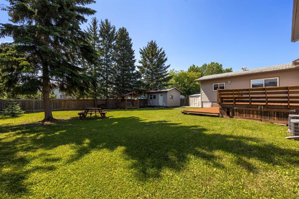 Third View of 150 Highland Close , Thickwood, Fort McMurray, Alberta, T9H 3T5