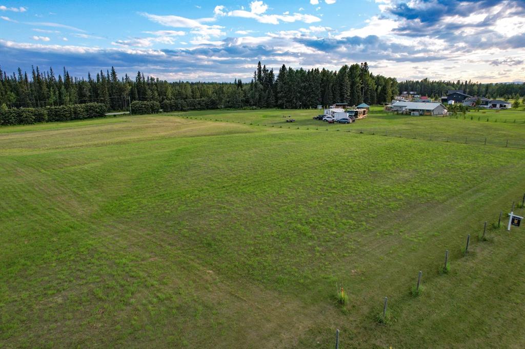MLS® listing #113957049 for sale located at 13 WEST COUNTRY  