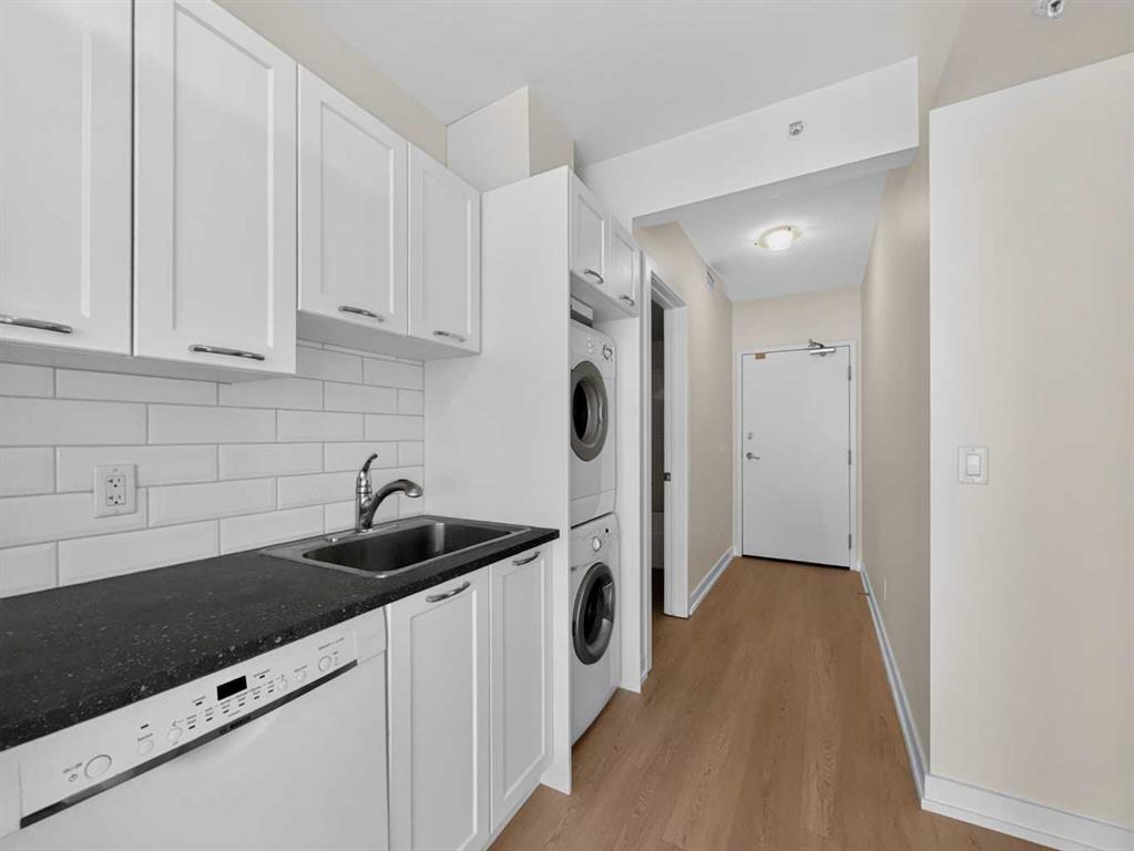 Fourth View of 1103, 3830 Brentwood Road NW, Brentwood, Calgary, Alberta, T2L 1K8