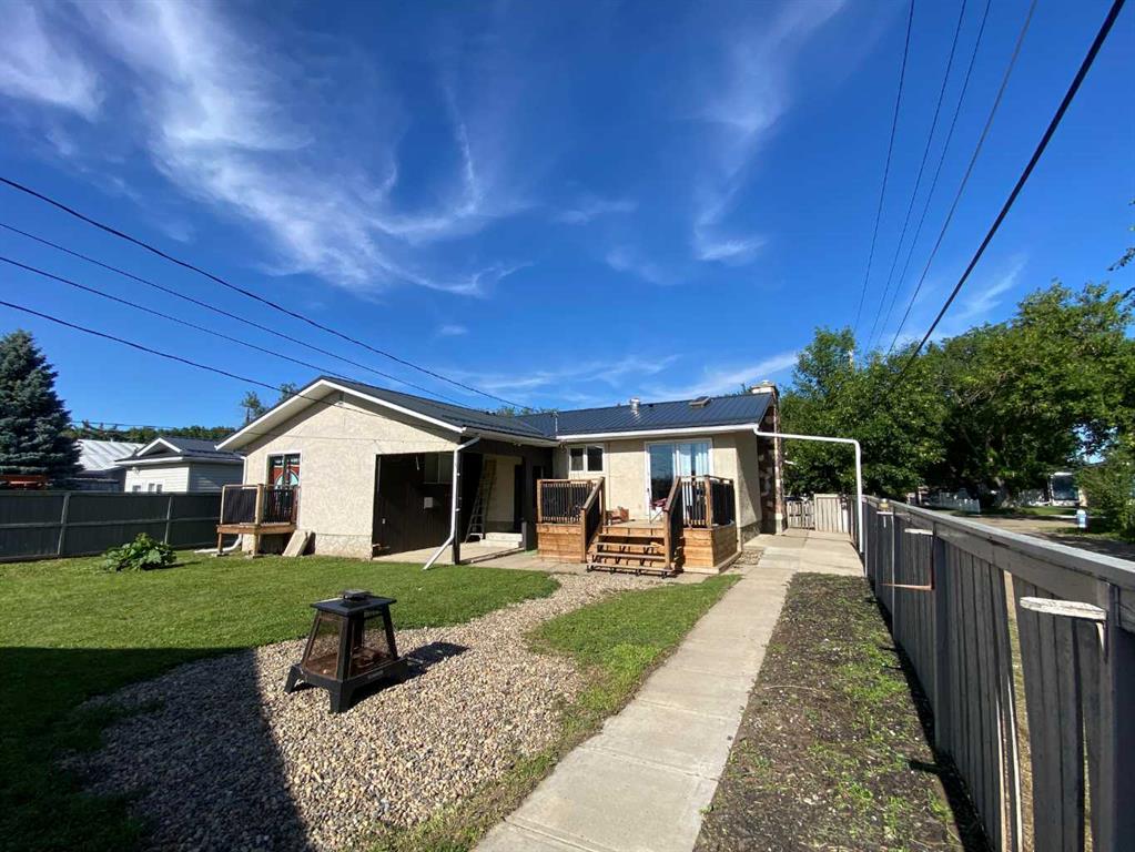 Fifth View of 31 10 Street W, West End, Brooks, Alberta, T1R0C1