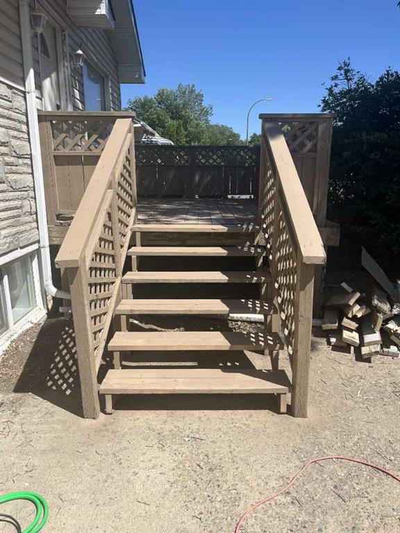 Fifth View of 112 8 Street SW, SW Hill, Medicine Hat, Alberta, T1A 4L6
