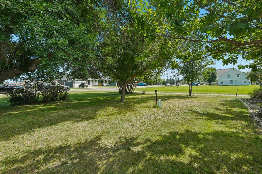 Fifth View of 154 West 2 Avenue , NONE, Magrath, Alberta, T0K 1J0