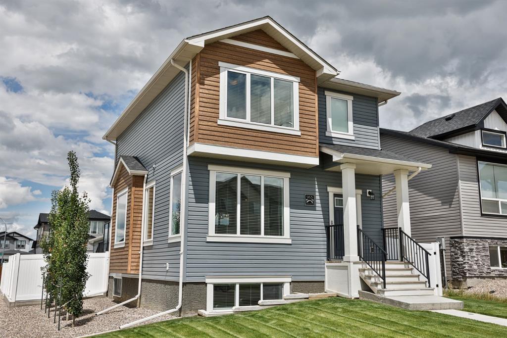963 40 Avenue N, A2328317, Alberta,