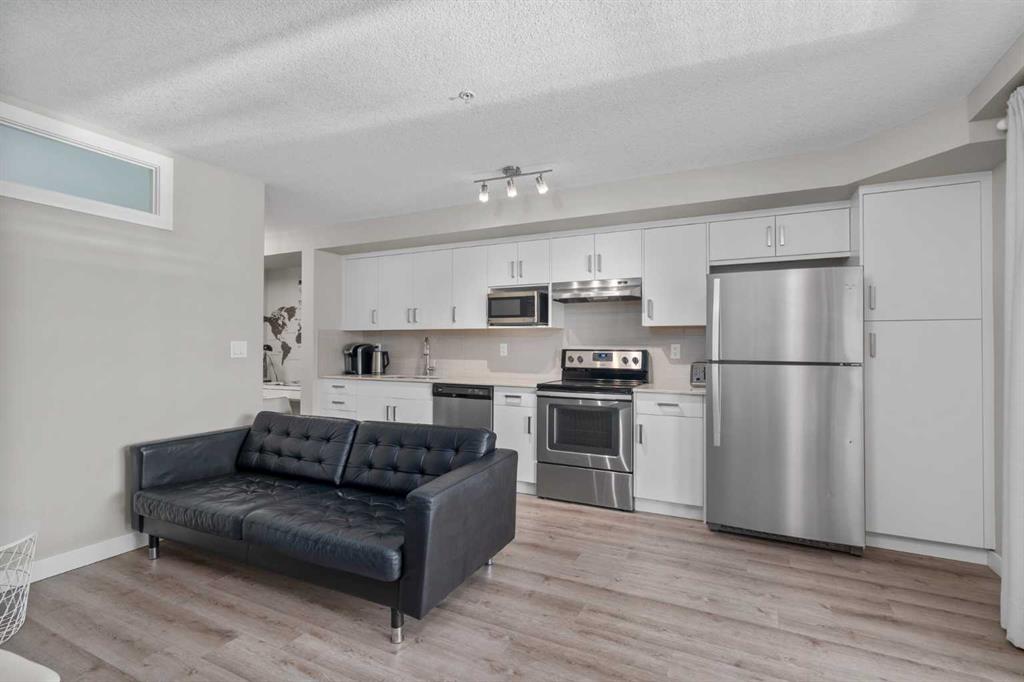 Fifth View of 203, 110 Auburn Meadows View SE, Auburn Bay, Calgary, Alberta, T3M 2M2