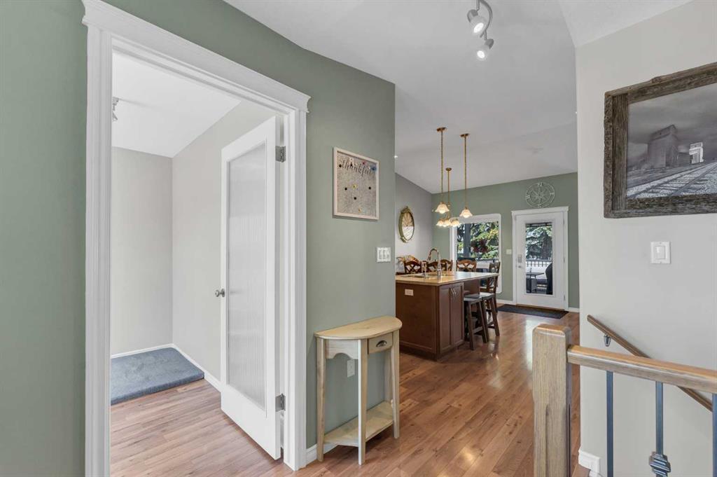 Fifth View of 402 Jesmond Place SW, NONE, Redcliff, Alberta, T0J 2P2