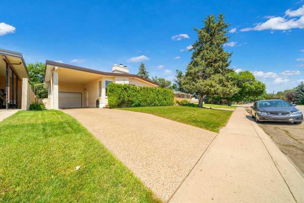 Second View of 510 1 Street NW, Riverside, Medicine Hat, Alberta, T1A 6H8