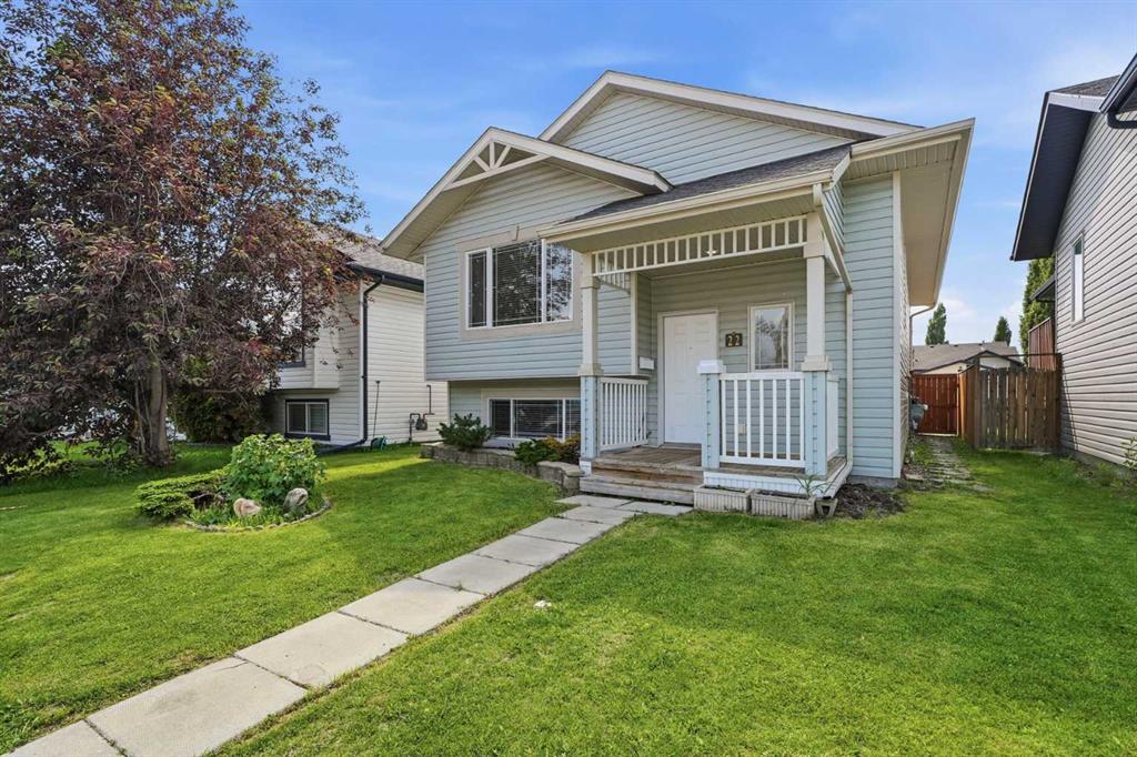 Third View of 22 Lanterman Close , Lonsdale, Red Deer, Alberta, T4R 3K3
