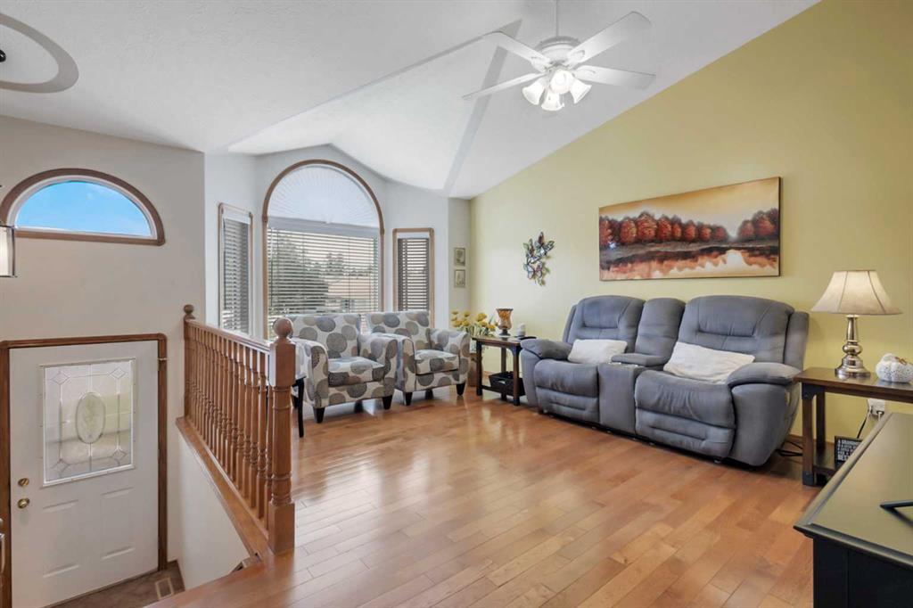 Fourth View of 117 Doran Crescent , Deer Park Village, Red Deer, Alberta, T4R 2P5