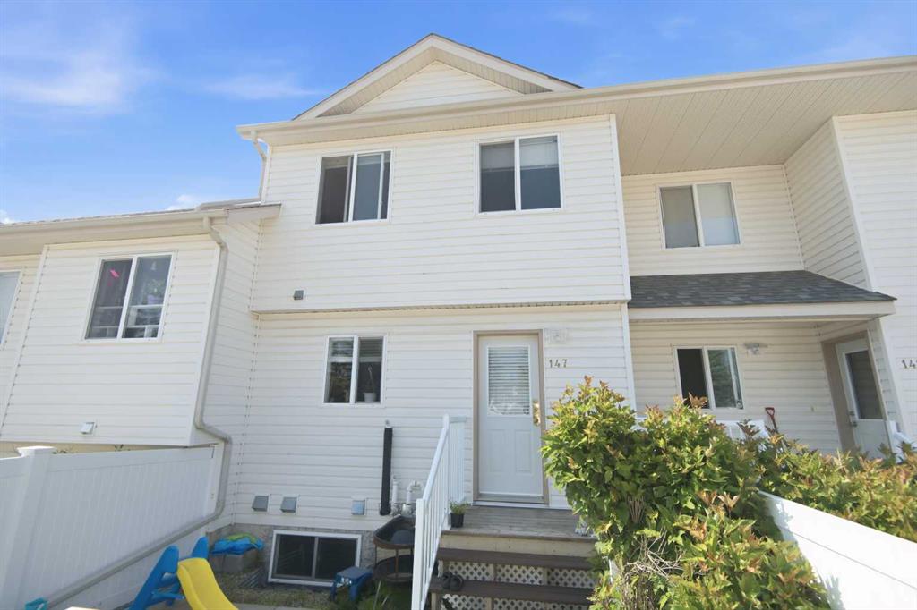 Fifth View of 147, 33 Donlevy Avenue , Davenport, Red Deer, Alberta, T4R 3B6
