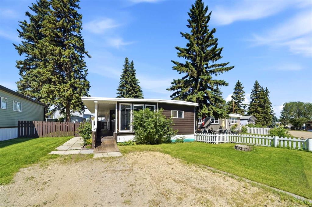 Second View of 19, 4516 48 Avenue  , Palo, Sylvan Lake, Alberta, T4S 1L8
