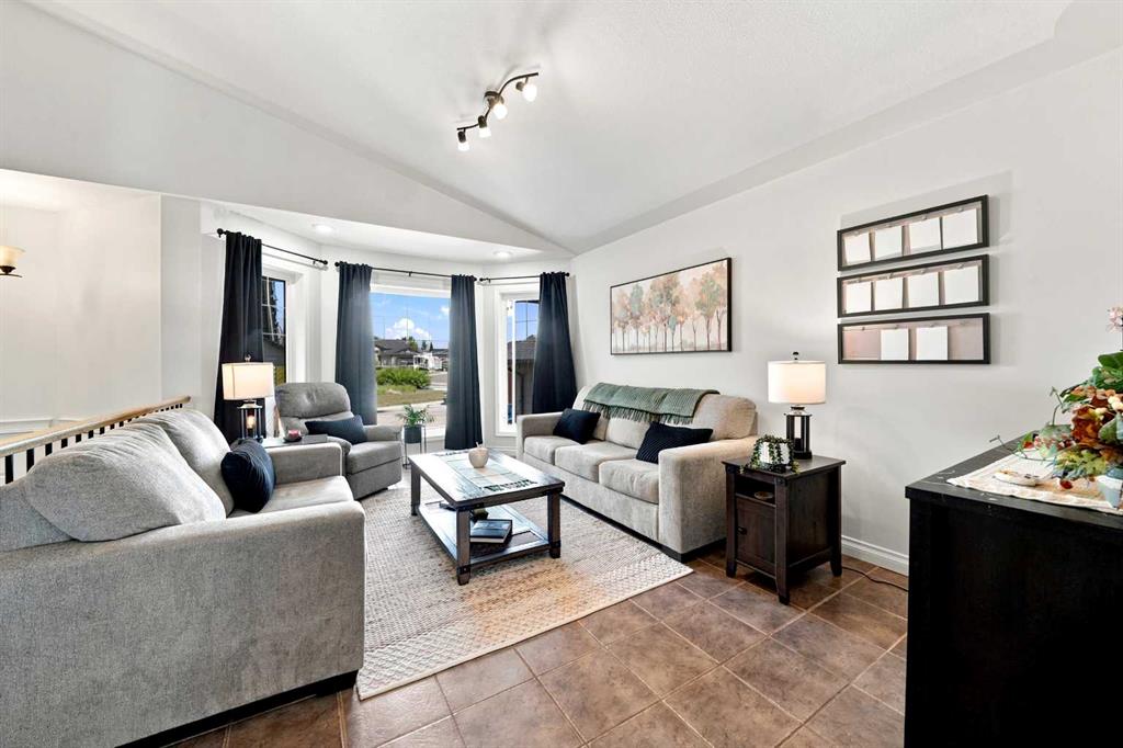 Fourth View of 10 Sparrow Close , Harvest Meadows, Blackfalds, Alberta, T4M0K6