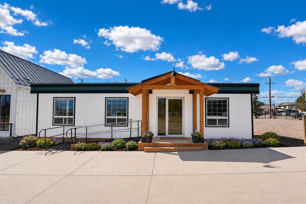 220 Main Street , A2328497, Alberta,