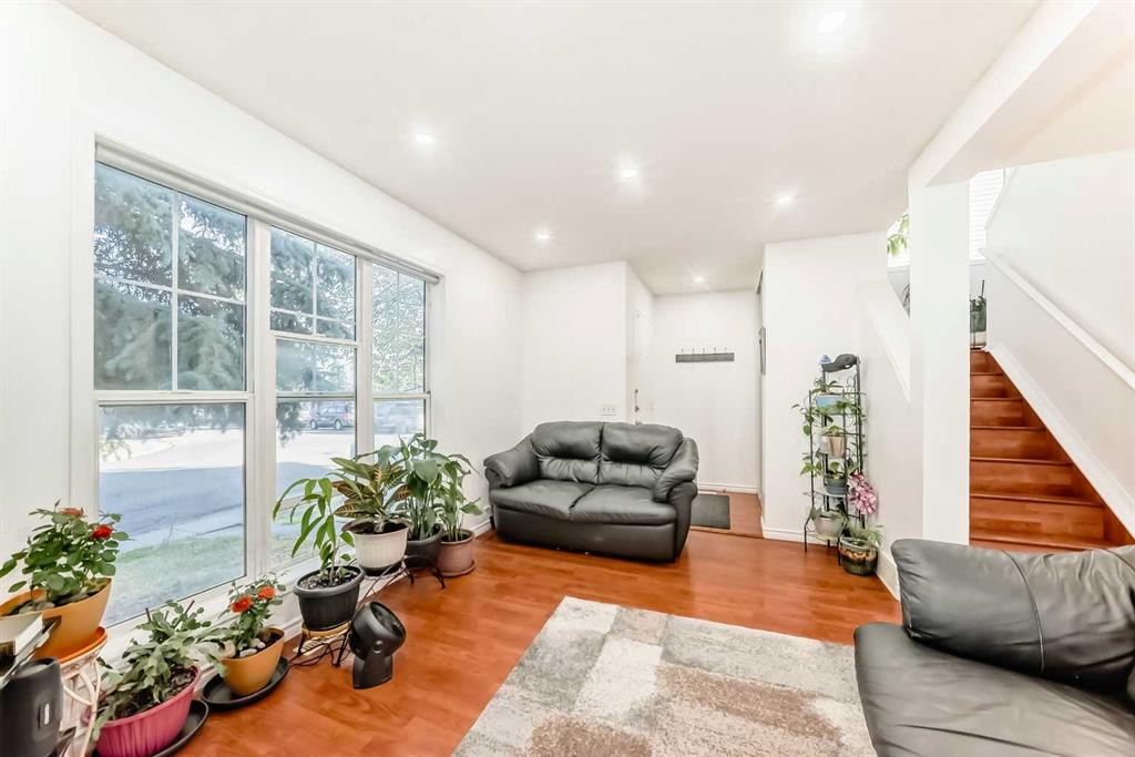 Fifth View of 79 Hidden Crescent NW, Hidden Valley, Calgary, Alberta, T3A 5L4