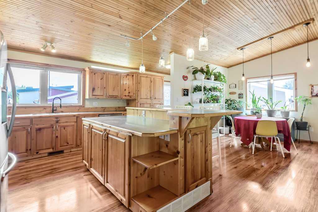 Third View of 22 Robinson Drive , Suntree, Okotoks, Alberta, T1S 1C4