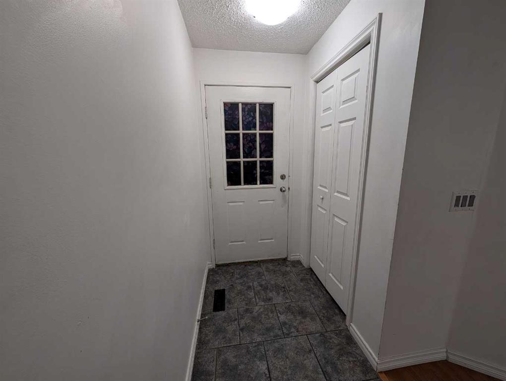 Fourth View of 114 Castledale Way NE, Castleridge, Calgary, Alberta, T3J 2A2