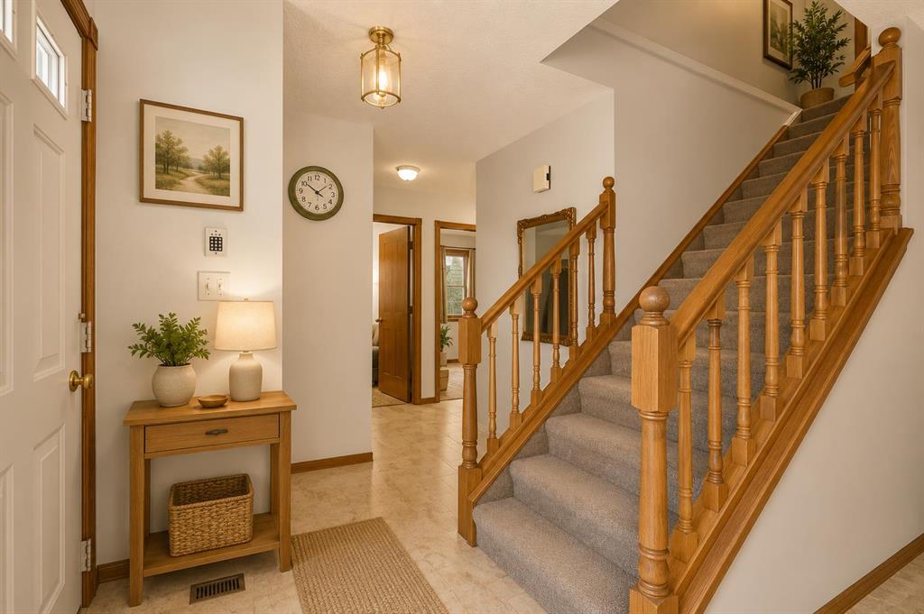 Fourth View of 132 Scenic Cove Circle NW, Scenic Acres, Calgary, Alberta, T3L 1M9