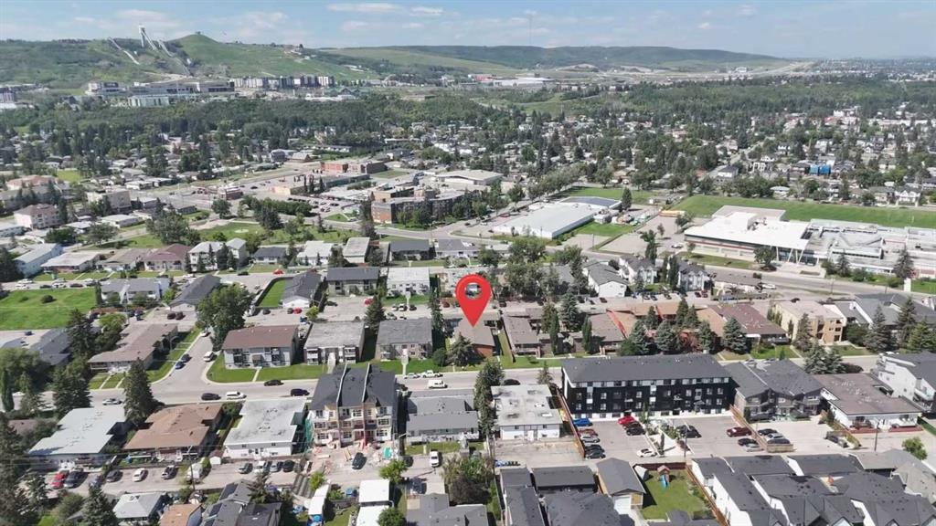 Second View of 1-8, 4523 73 Street NW, Bowness, Calgary, Alberta, T3B2M3