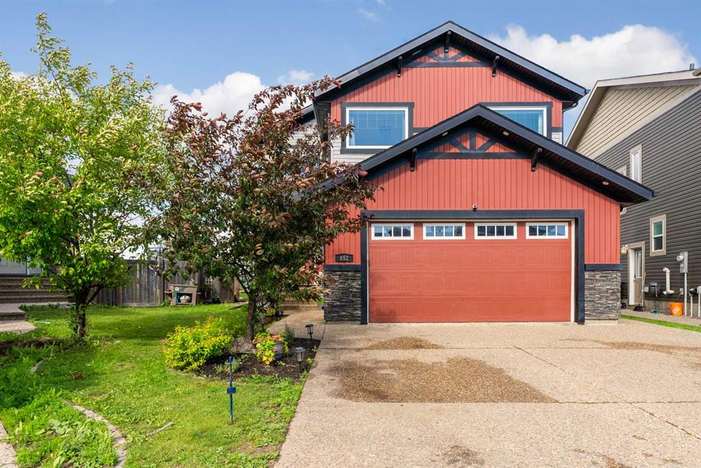652 Heritage Drive , A2328627, Alberta,