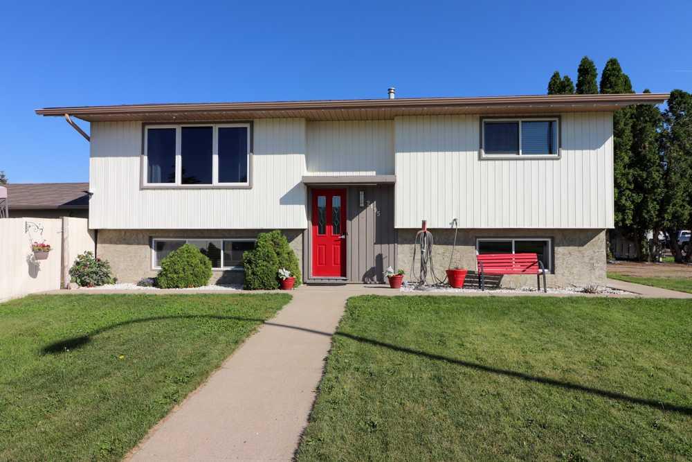 Second View of 2195 Southview Drive SE, Southview-Park Meadows, Medicine Hat, Alberta, T1B1R4