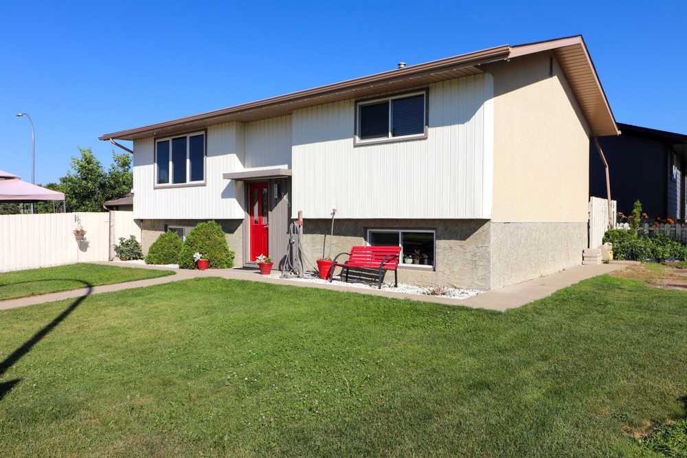 Third View of 2195 Southview Drive SE, Southview-Park Meadows, Medicine Hat, Alberta, T1B1R4
