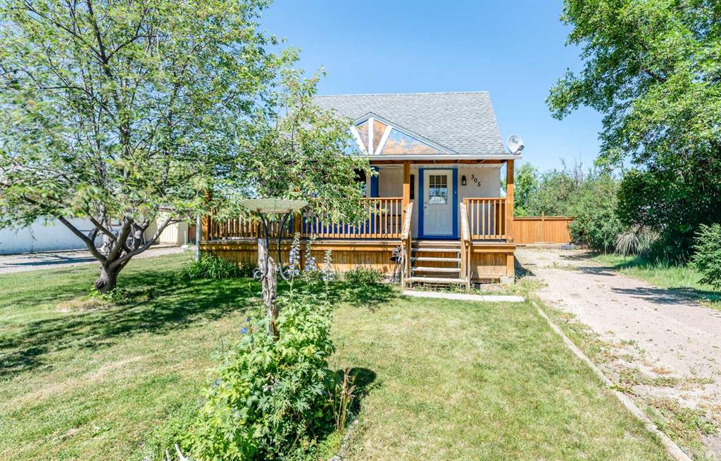 305 1 Avenue S, A2328643, Alberta,