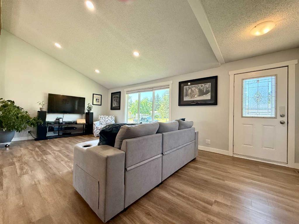 Third View of 5008 4 Avenue , NONE, Chauvin, Alberta, T0B 0V0